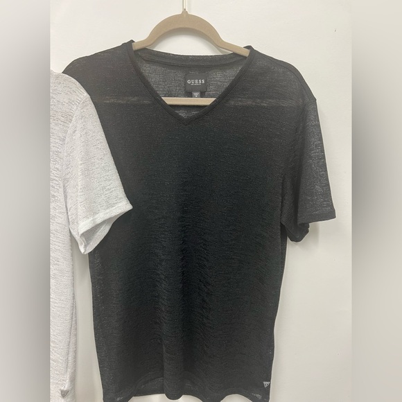 GUESS Men's V-Neck Tee Bundle - Set of 2 (Black & White) Size M - Picture 3 of 13